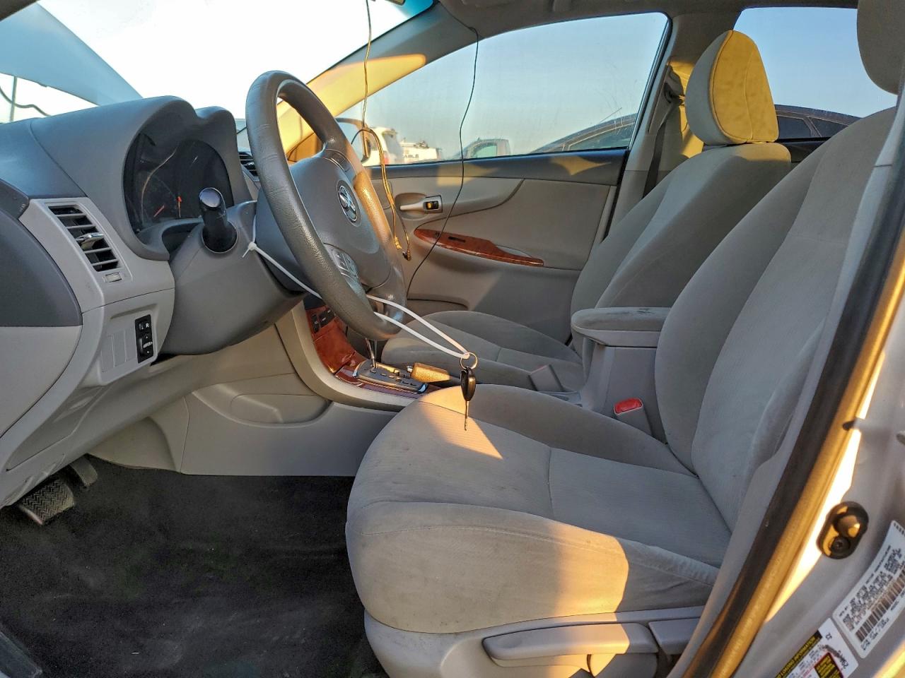 2009 Toyota Corolla Base VIN: 1NXBU40E49Z122121 Lot: 94409575