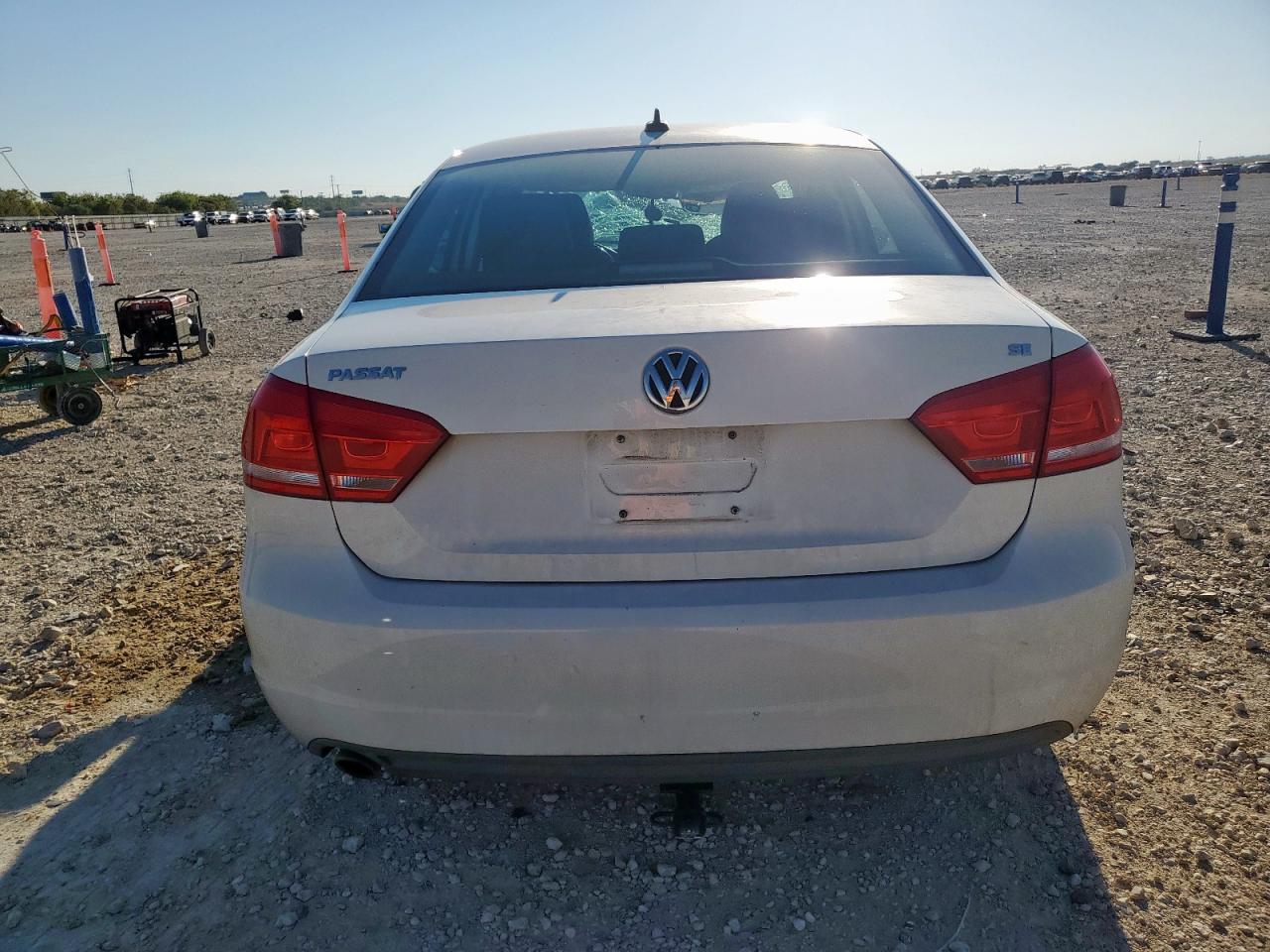 2012 Volkswagen Passat Se VIN: 1VWBP7A38CC019305 Lot: 92003645