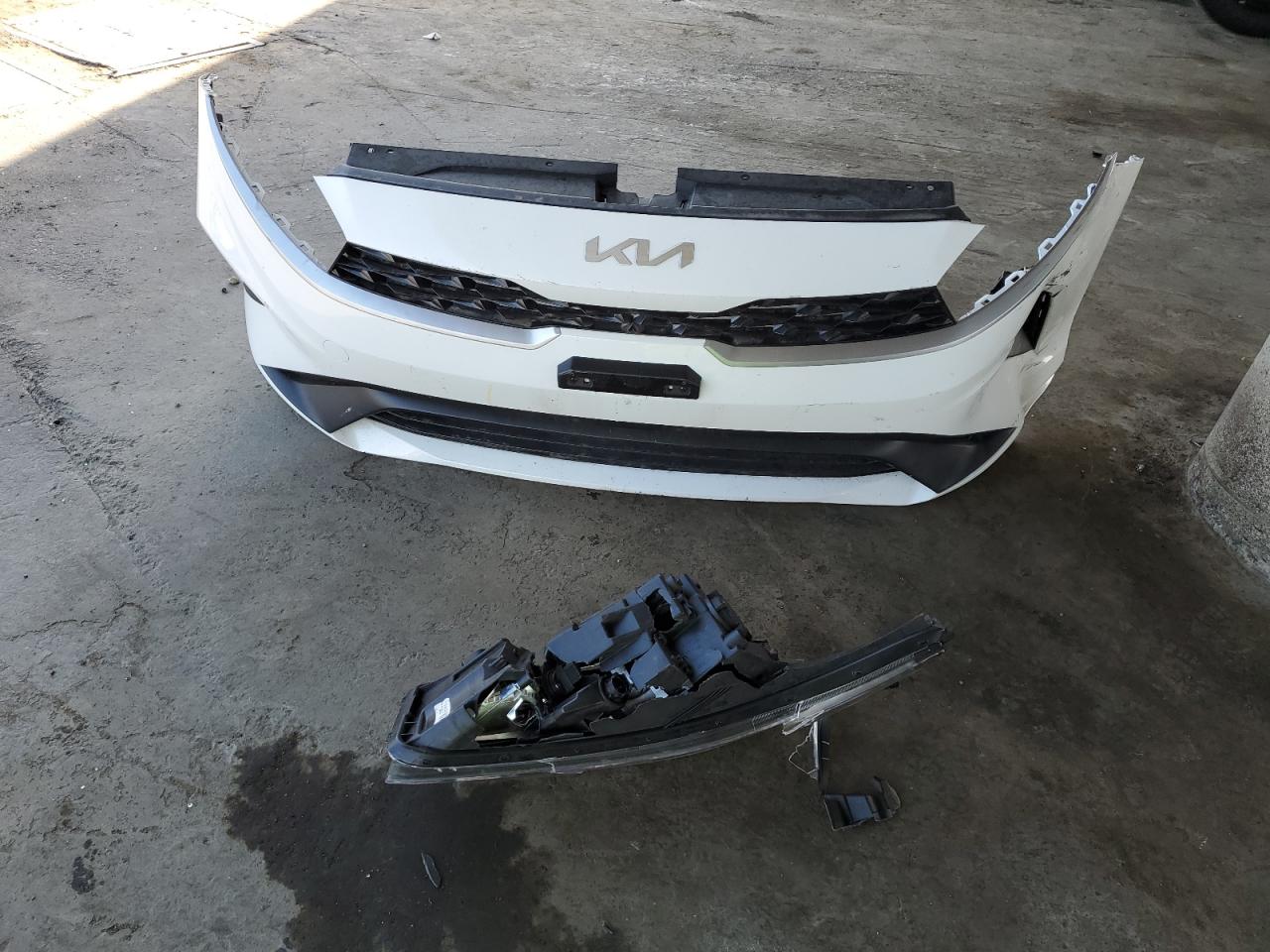 2024 Kia Forte Lx VIN: 3KPF24AD5RE779512 Lot: 93334785