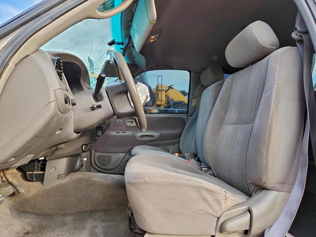 2000 Toyota Tundra Access Cab VIN: 5TBRT3411YS048322 Lot: 94410065