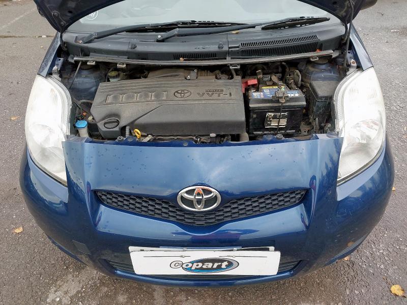 2009 TOYOTA YARIS 1.33 VVT-I TR 3DR [6]