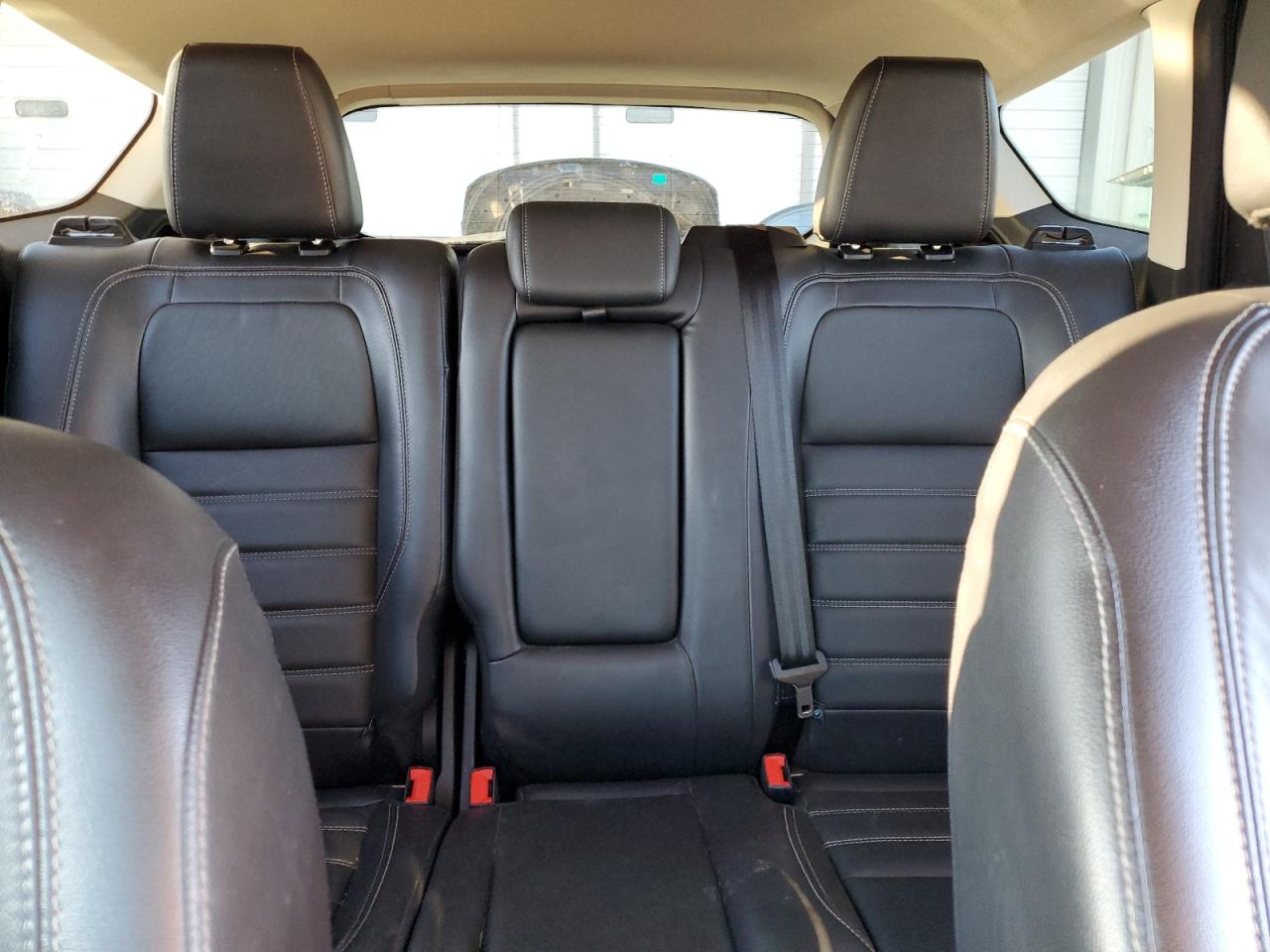 2017 Ford Escape Titanium VIN: 1FMCU0J95HUA63870 Lot: 92450985