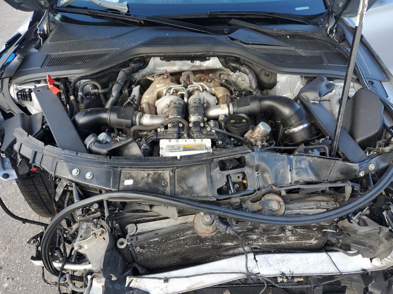 2017 Audi S8 Plus Quattro VIN: WUAJ5AFD7HN900773 Lot: 90678875