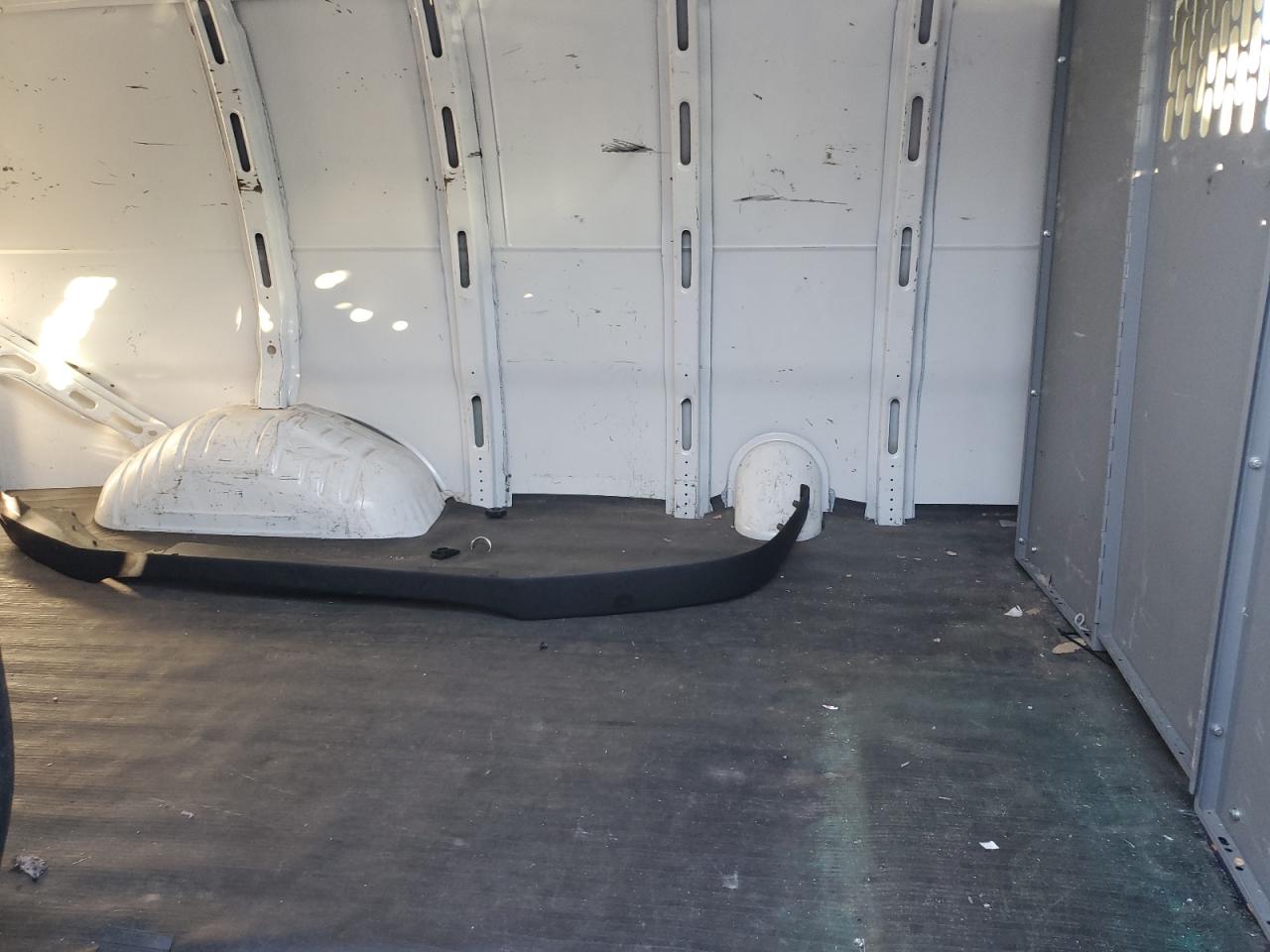 2023 Chevrolet Express G2500 VIN: 1GCWGAFP2P1222754 Lot: 92247065