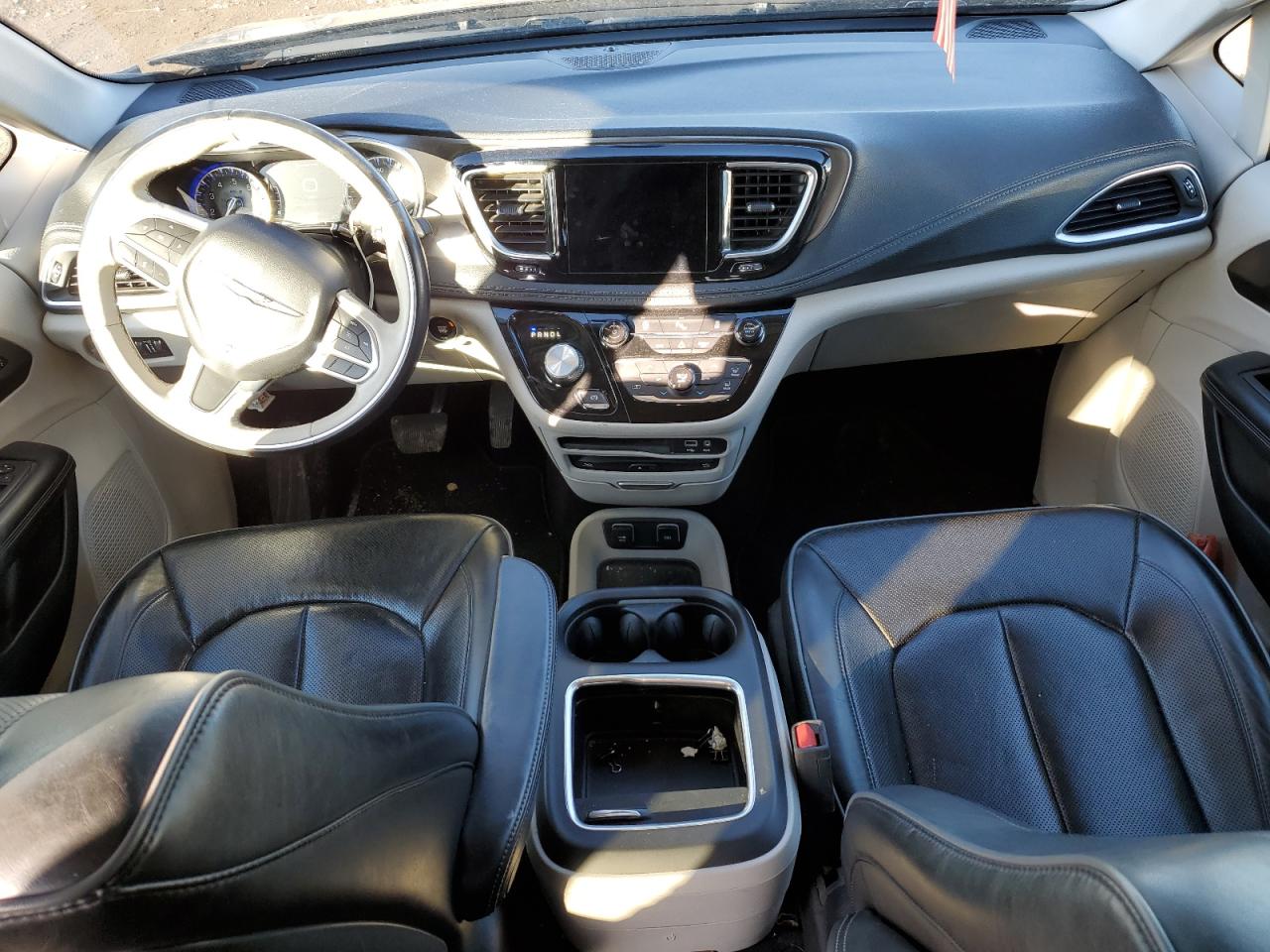 2018 Chrysler Pacifica Limited VIN: 2C4RC1GG4JR358460 Lot: 91817775