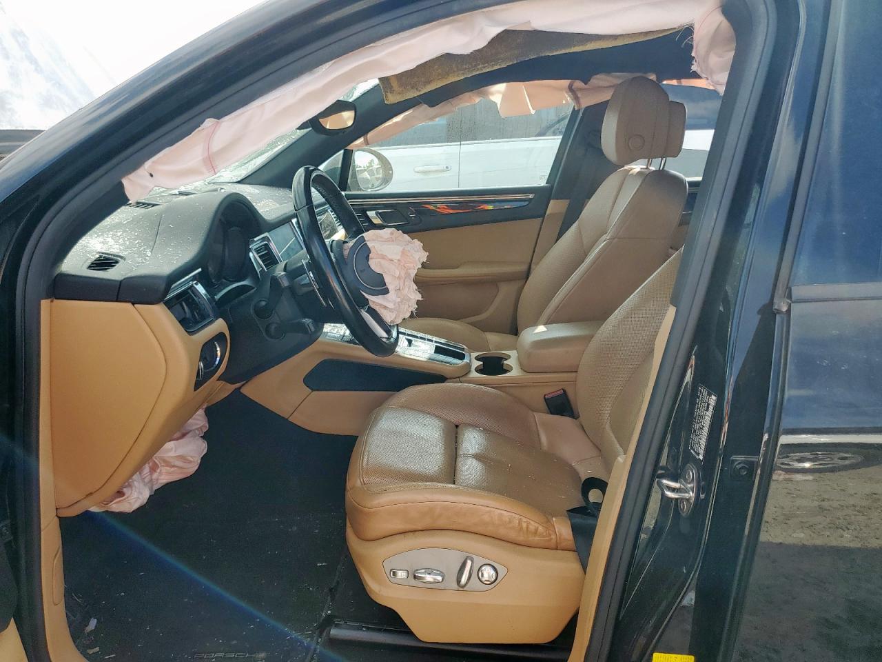 2018 Porsche Macan S VIN: WP1AB2A54JLB35808 Lot: 93872045