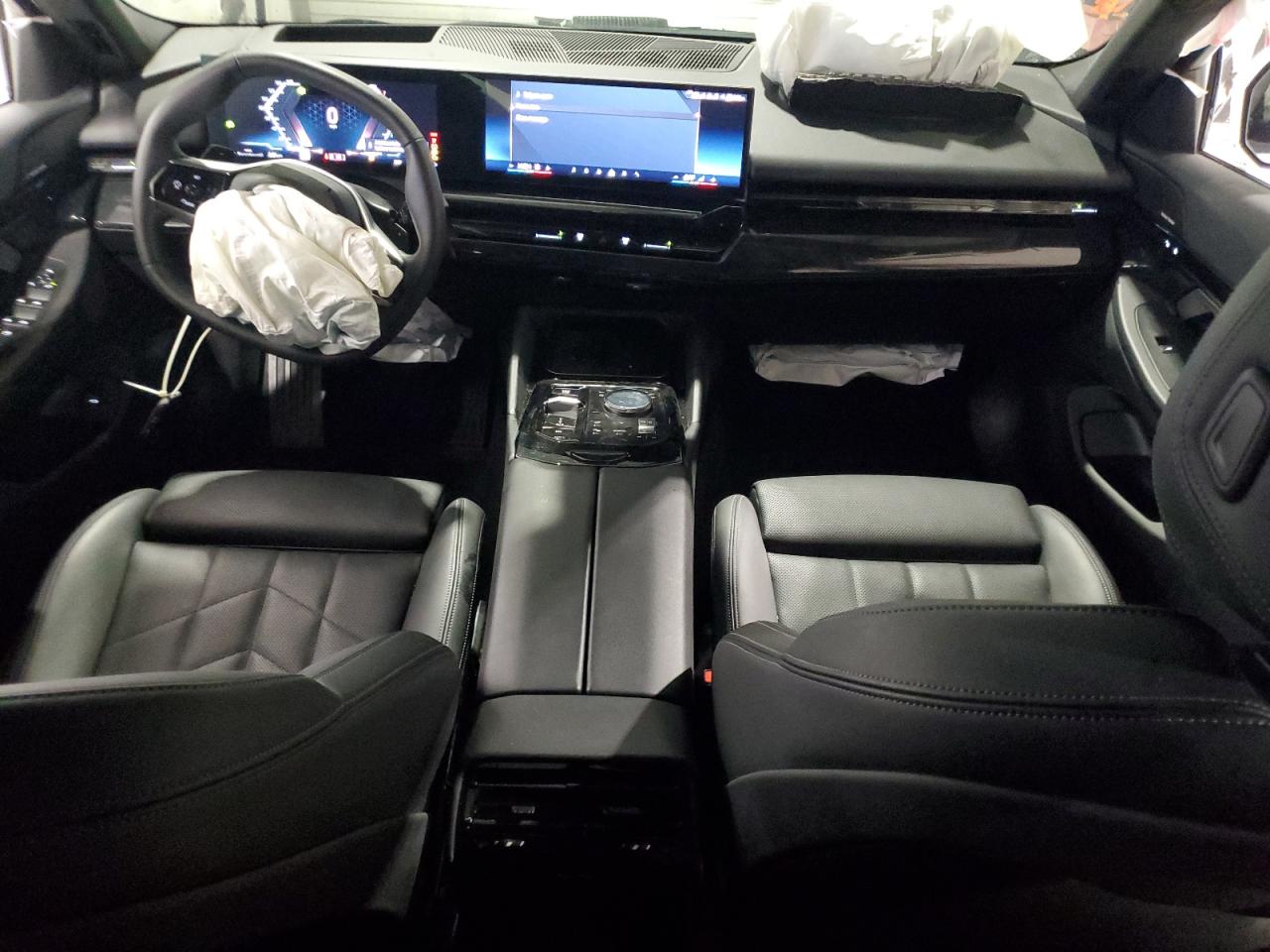 2024 BMW 530 Xi VIN: WBA53FJ02RCS71911 Lot: 91821905