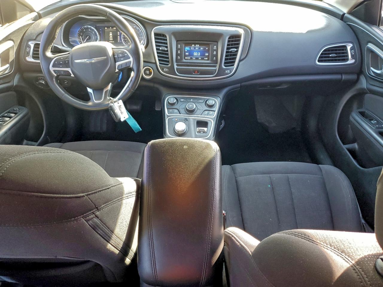 2015 Chrysler 200 Limited VIN: 1C3CCCAB7FN705142 Lot: 93686085