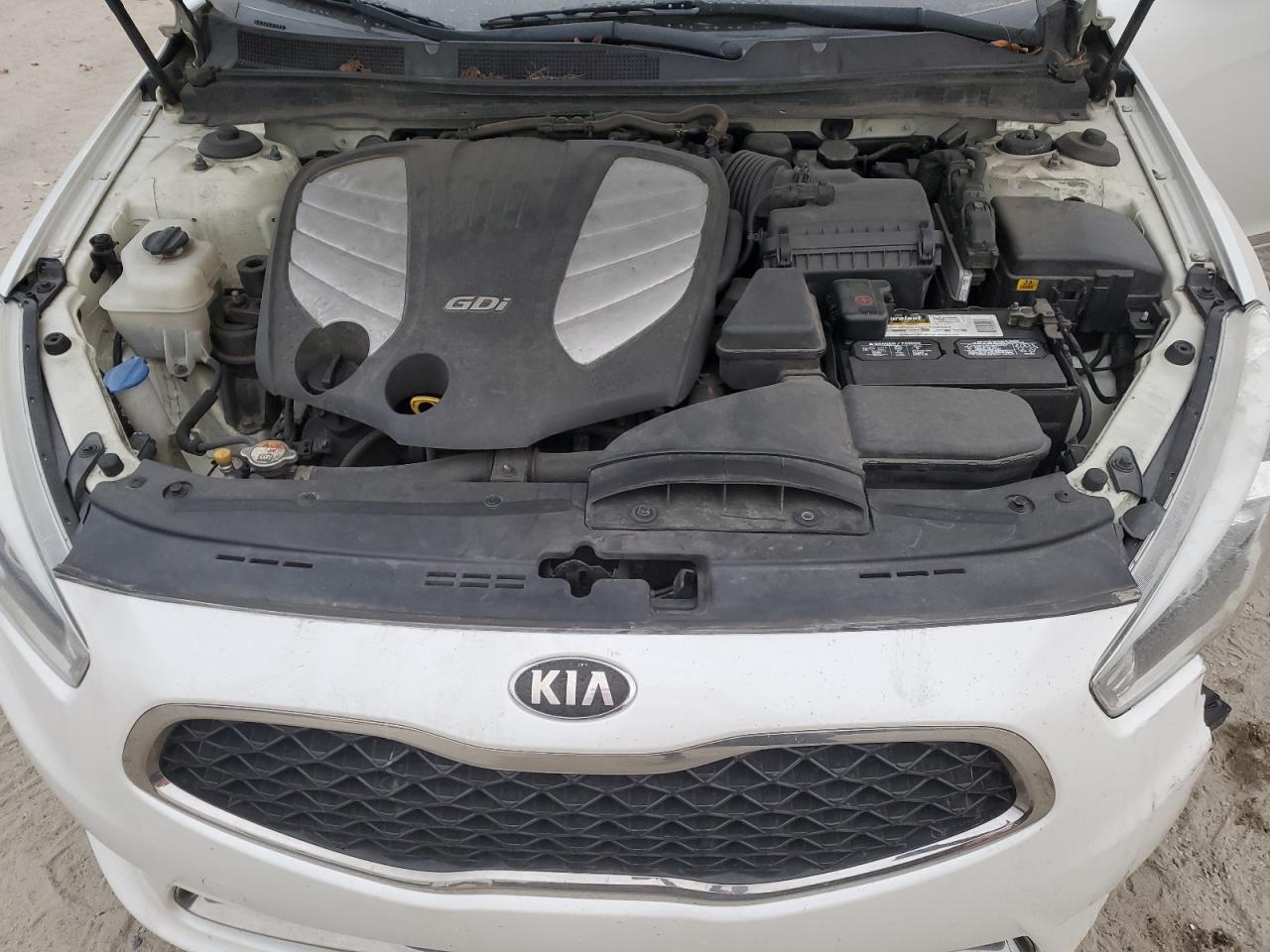 2015 Kia Cadenza Premium VIN: KNALN4D76F5173110 Lot: 92395965