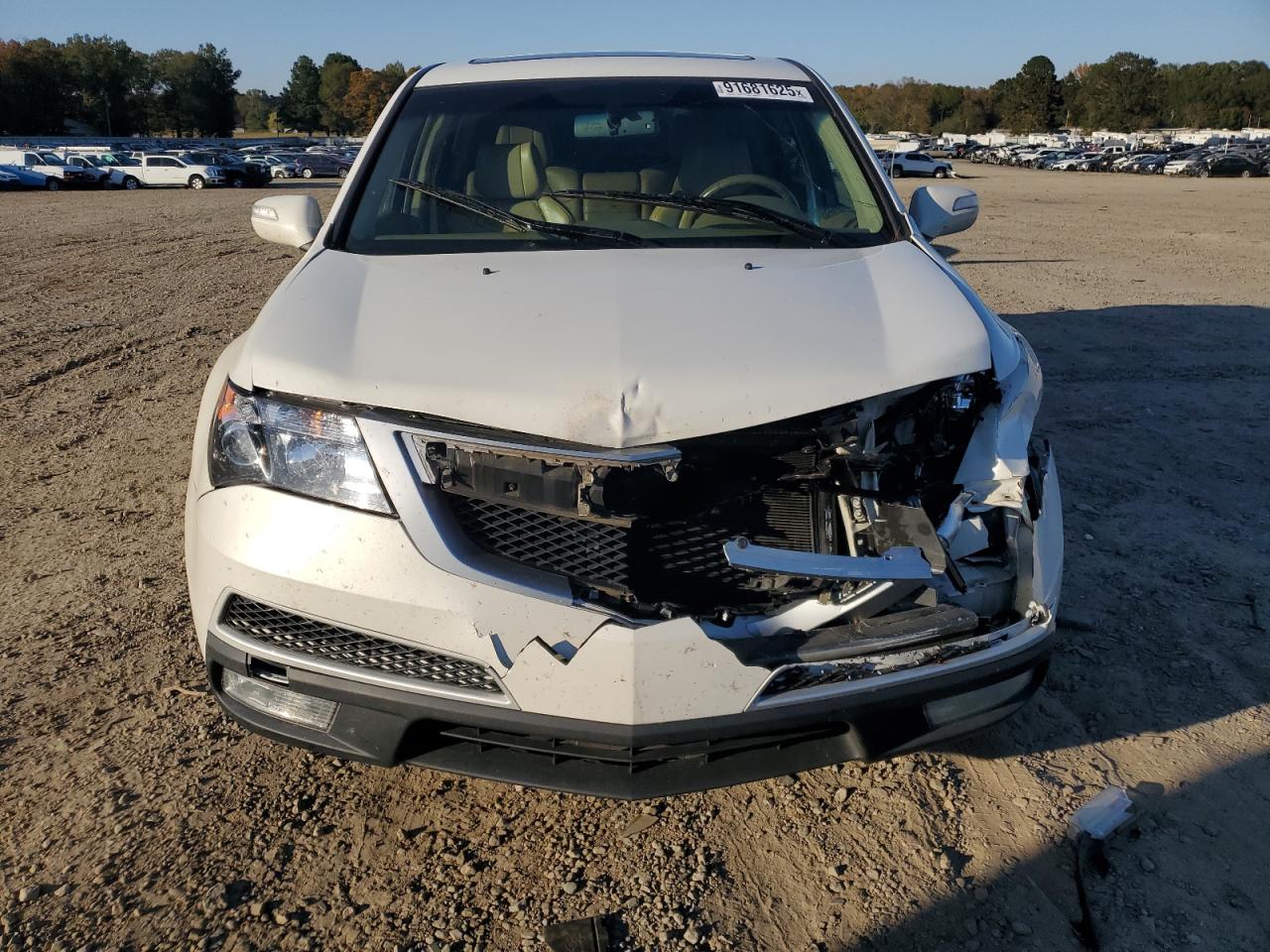 Фото: 2HNYD2H20CH518130