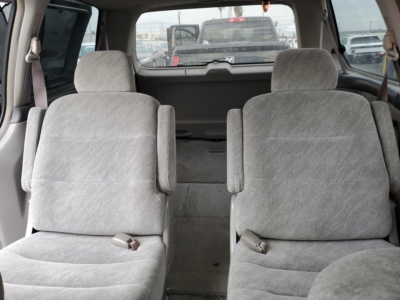 2000 Honda Odyssey Ex VIN: 2HKRL186XYH506849 Lot: 92670205