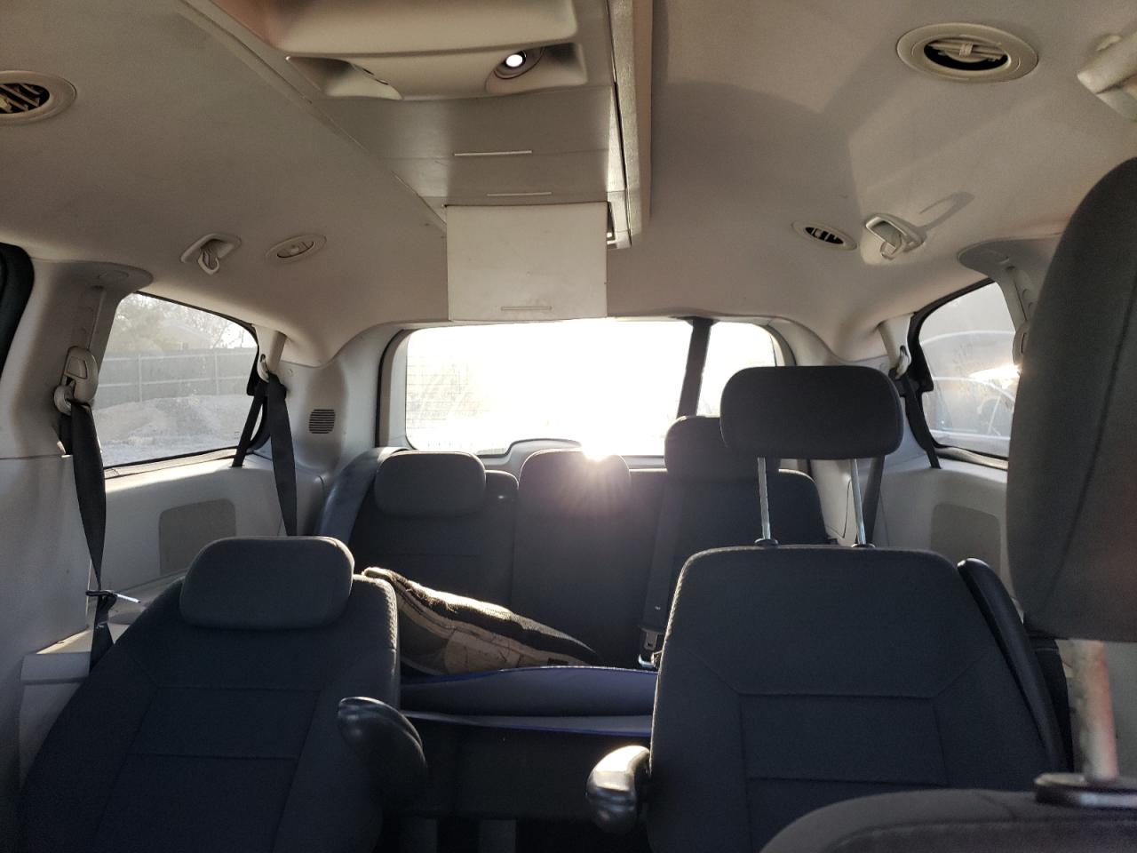 2010 Dodge Grand Caravan Sxt VIN: 2D4RN5D18AR100317 Lot: 92426255