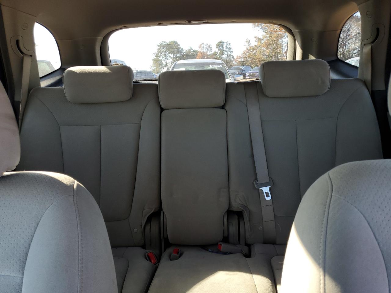 2009 Hyundai Santa Fe Gls VIN: 5NMSG13DX9H295551 Lot: 92368505