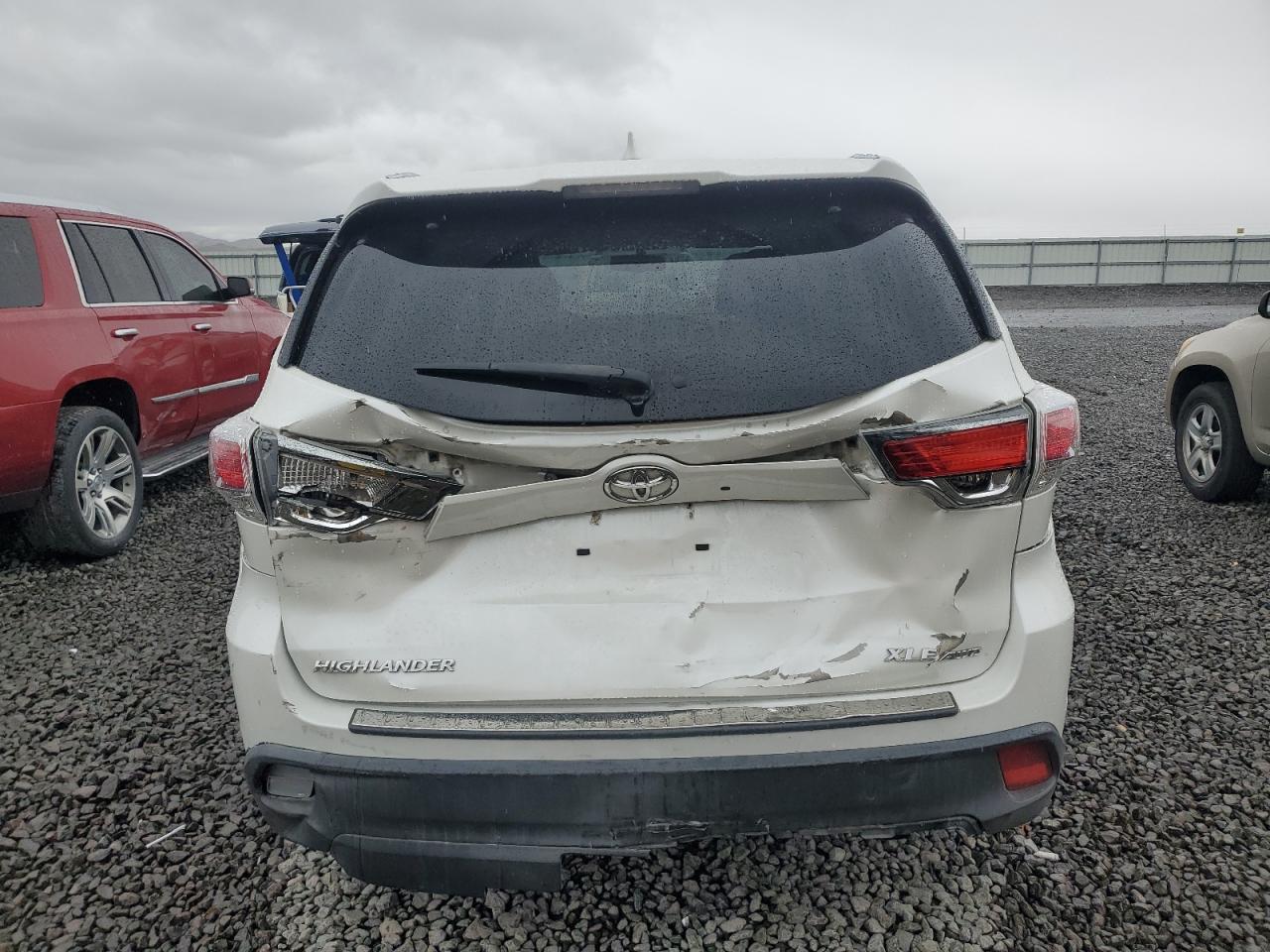 2014 Toyota Highlander Xle VIN: 5TDJKRFH2ES024434 Lot: 92372835