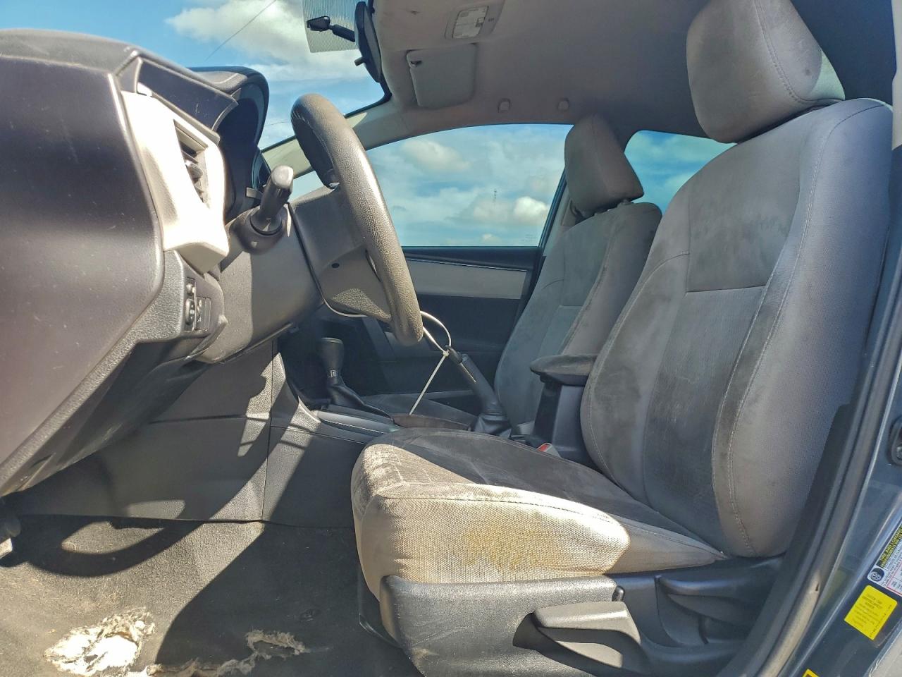 2015 Toyota Corolla L VIN: 2T1BURHE8FC271307 Lot: 94671285