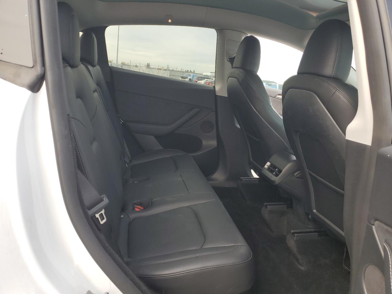 2023 Tesla Model Y VIN: 7SAYGDEEXPF816853 Lot: 92314785