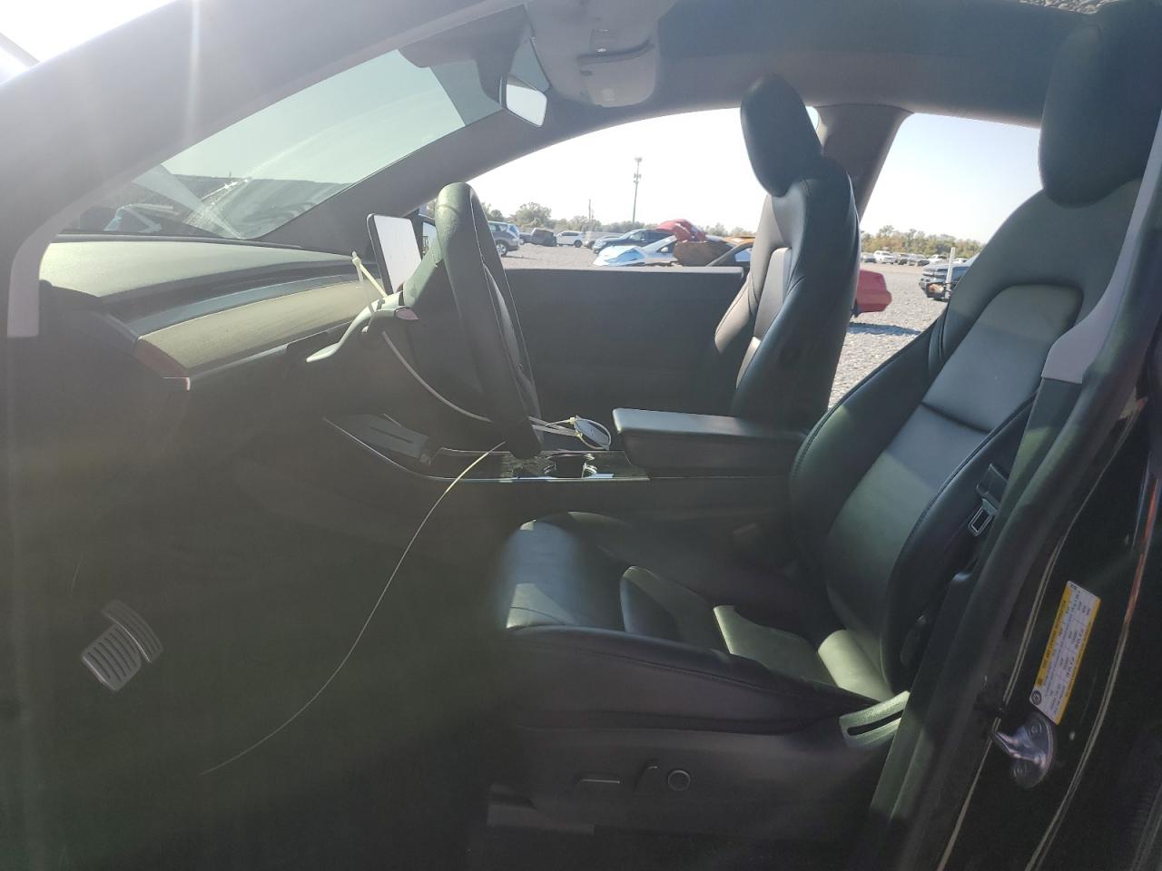 2021 Tesla Model Y VIN: 5YJYGDEF1MF081326 Lot: 92076815