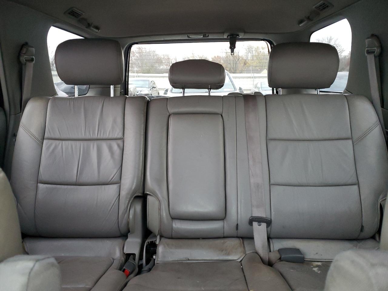 2001 Toyota Sequoia Sr5 VIN: 5TDBT44A51S033200 Lot: 92439515