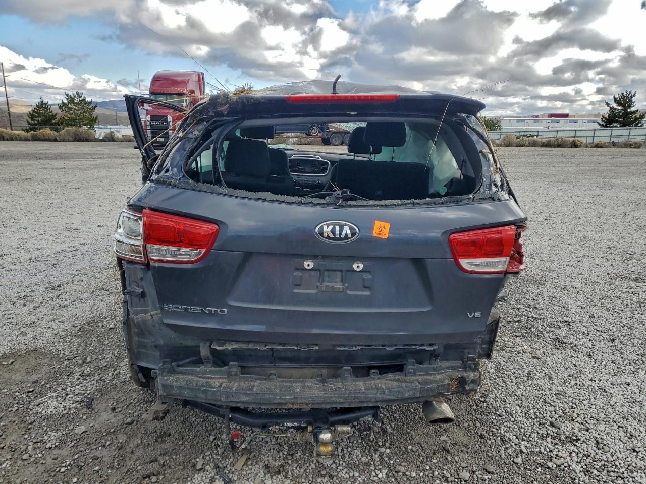 2018 Kia Sorento Lx VIN: 5XYPGDA50JG423796 Lot: 93888365