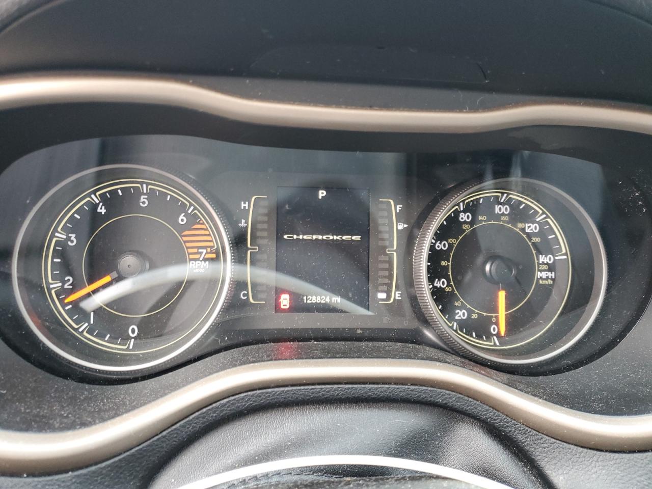 2016 Jeep Cherokee Latitude VIN: 1C4PJMCB4GW277046 Lot: 91840545