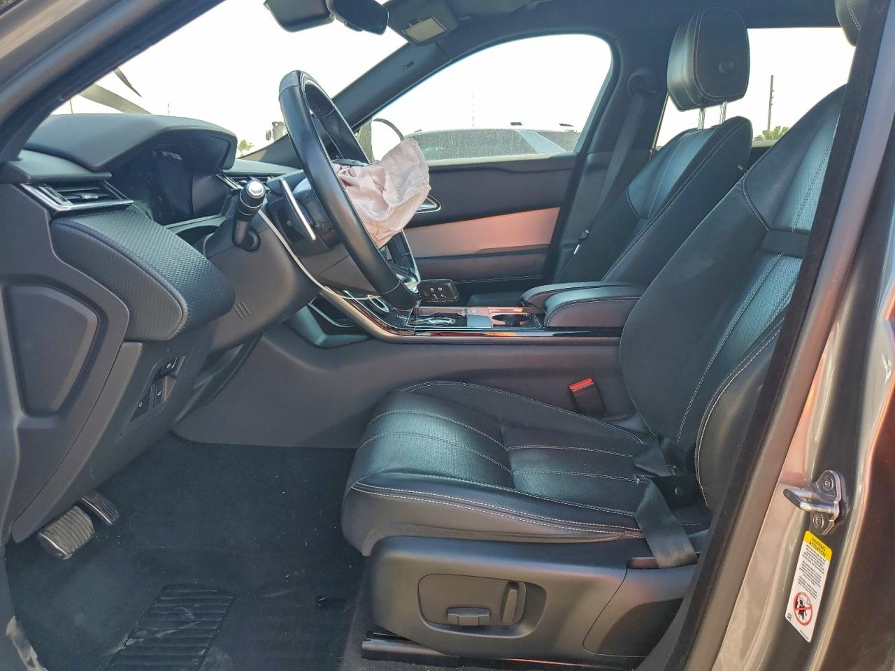 2018 Land Rover Range Rover Velar R-Dynamic Se VIN: SALYL2RX6JA749430 Lot: 94032255