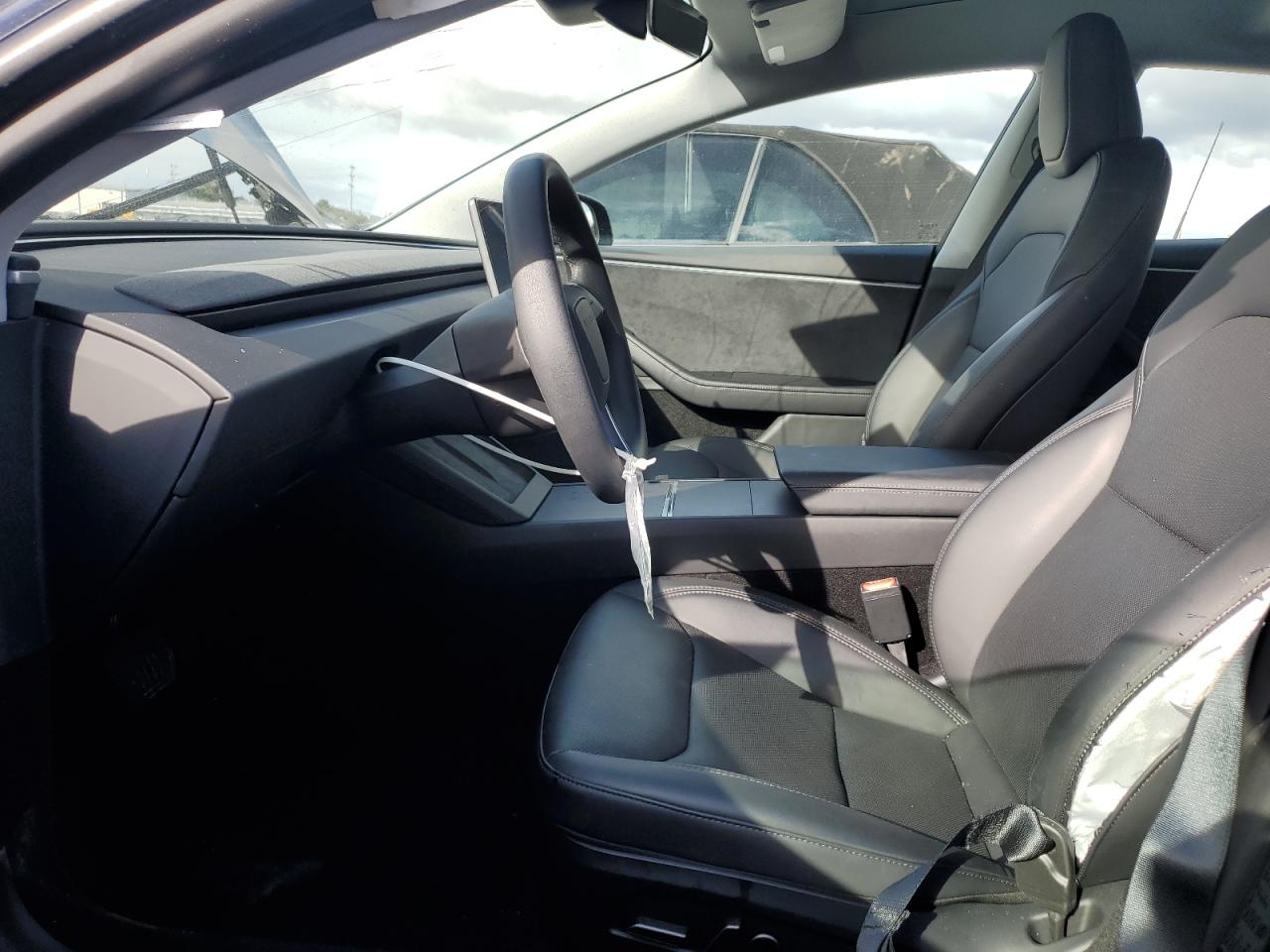 2025 Tesla Model 3 VIN: 5YJ3E1EB1SF920996 Lot: 93521785