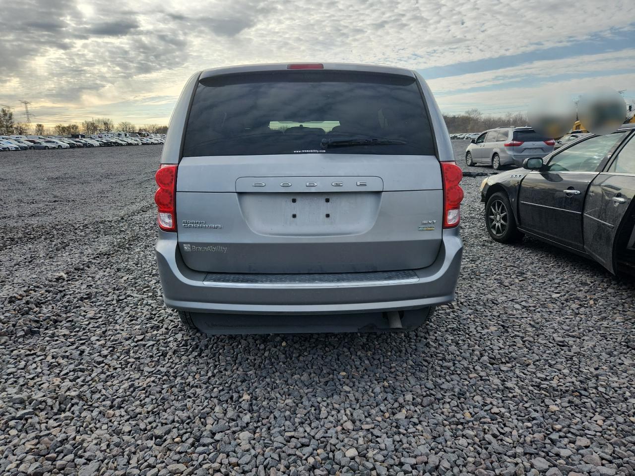 2016 Dodge Grand Caravan Sxt VIN: 2C4RDGCG7GR217607 Lot: 92293185