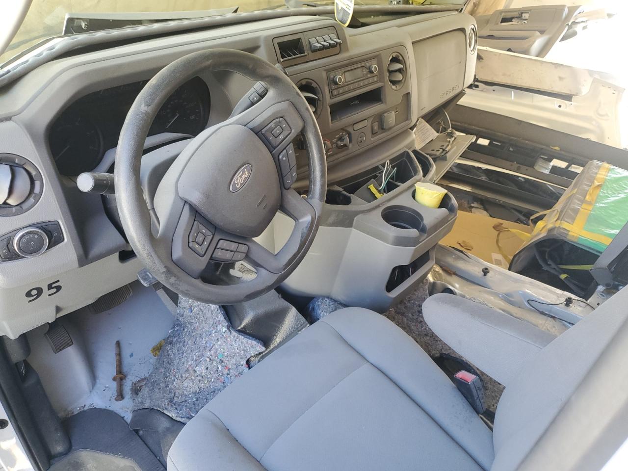 2025 Ford Econoline E450 Super Duty Cutaway Van VIN: 1FDXE4FN9SDD15218 Lot: 89720445