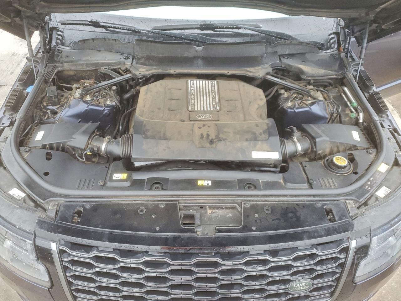 2018 Land Rover Range Rover VIN: SALGR2RV2JA514497 Lot: 94147475