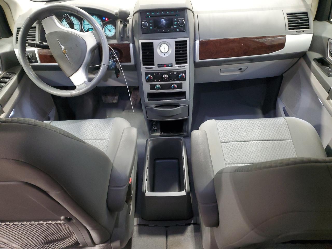 2010 Chrysler Town & Country Touring VIN: 2A4RR5D1XAR308551 Lot: 93212545