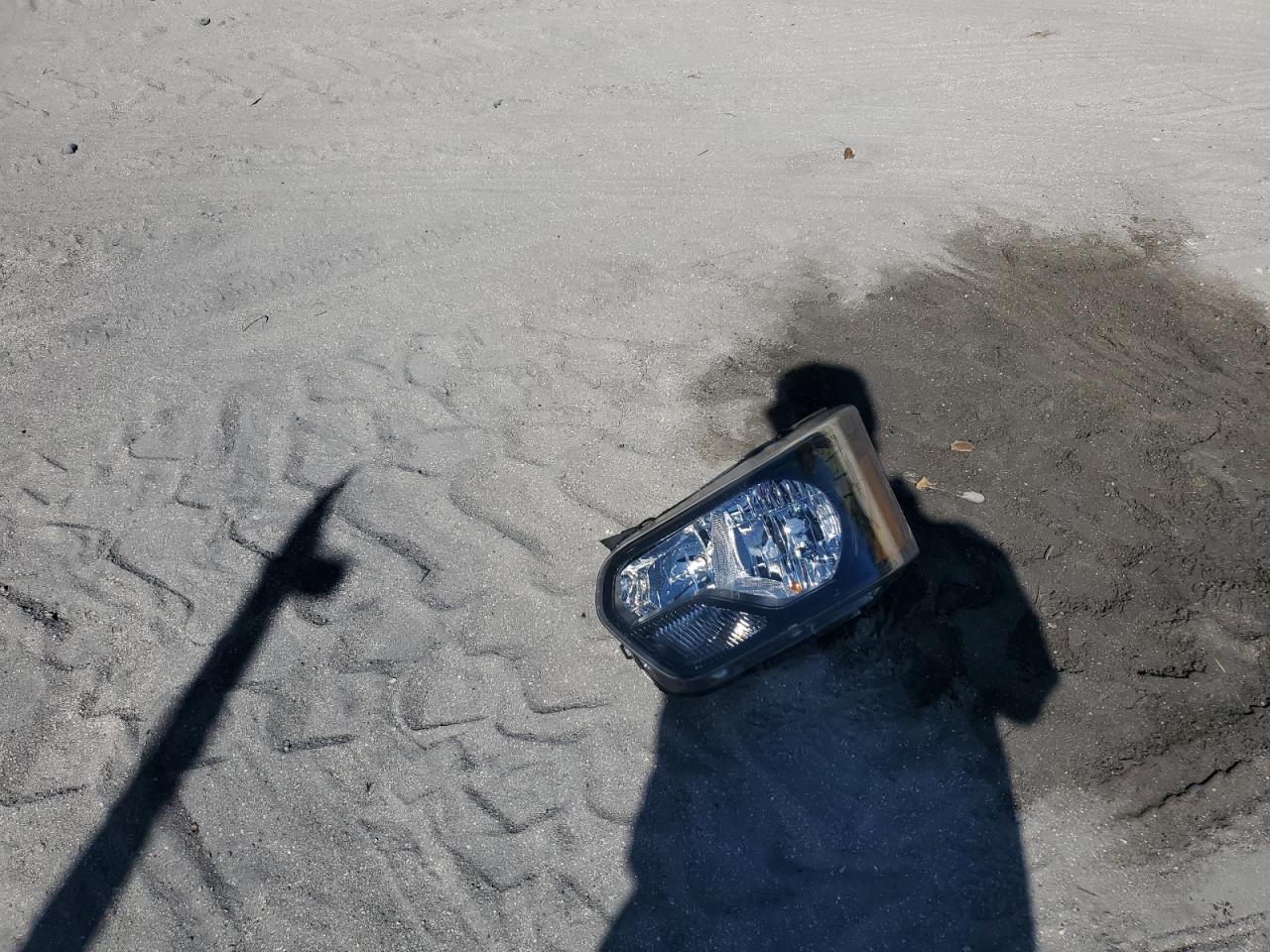 2024 Ford Transit Delivery Van VIN: 1FTBR1C84RKB74726 Lot: 92096655