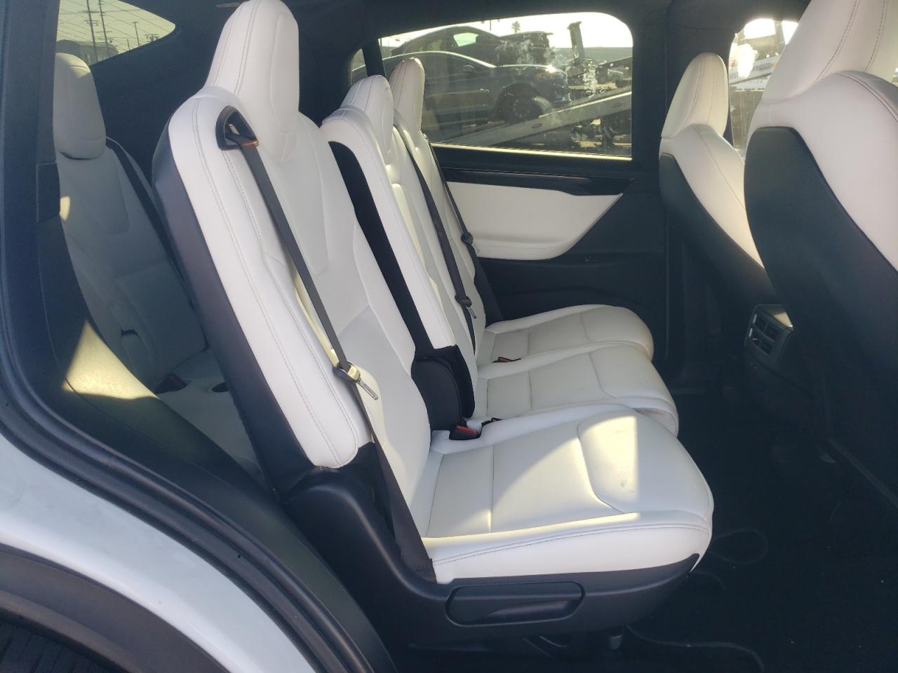 2020 Tesla Model X VIN: 5YJXCAE20LF245781 Lot: 91309845