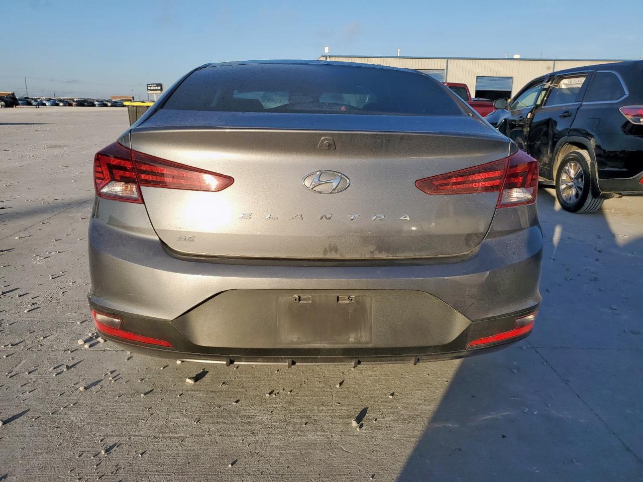 2019 Hyundai Elantra Se VIN: 5NPD74LF8KH426710 Lot: 92304265