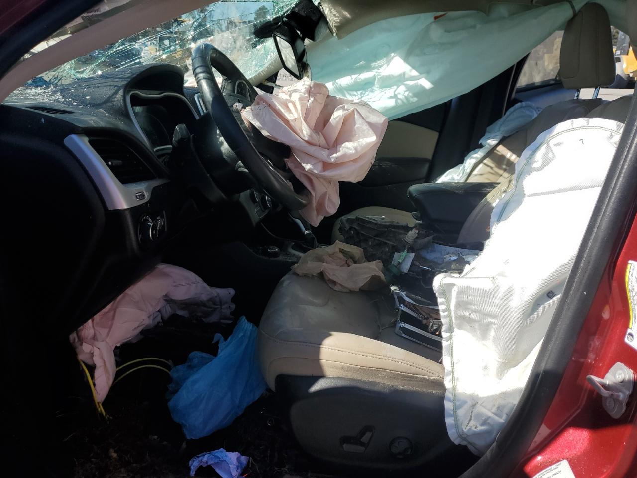 2015 Jeep Cherokee Limited VIN: 1C4PJMDSXFW774227 Lot: 91796315