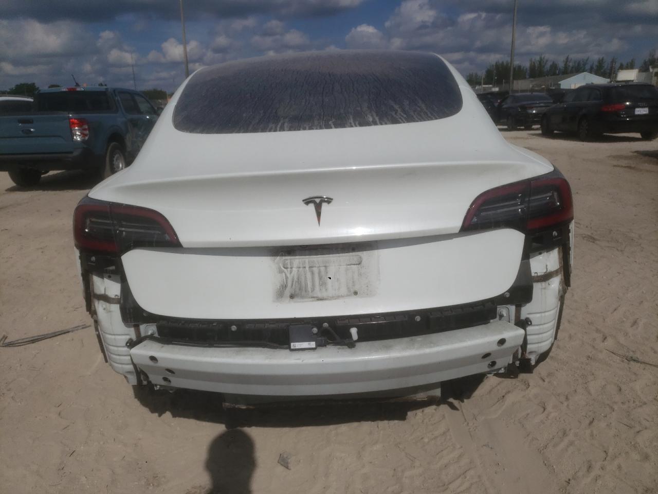 2018 Tesla Model 3 VIN: 5YJ3E1EA3JF035981 Lot: 91493775
