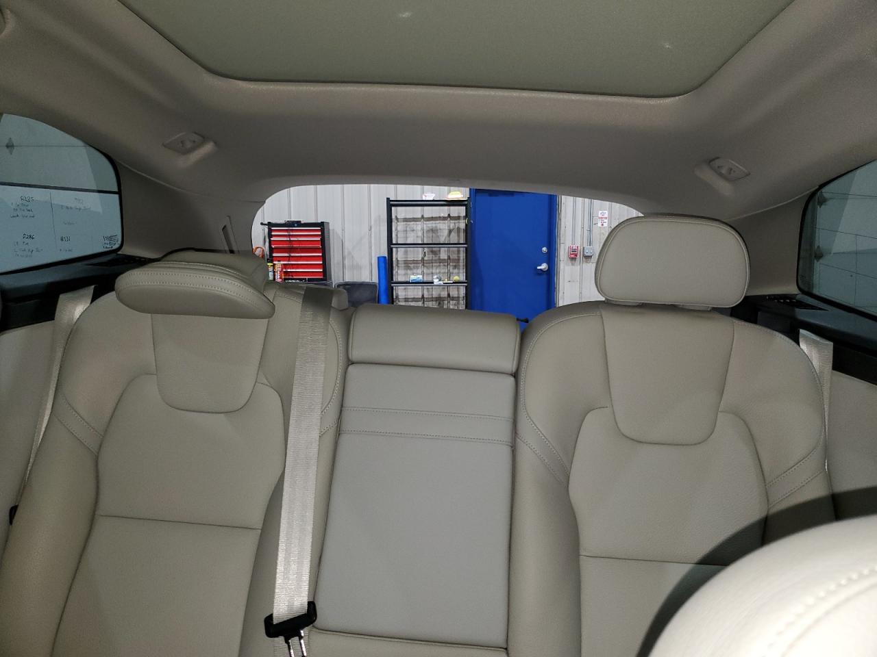 2021 Volvo Xc60 T5 Momentum VIN: YV4102RK2M1836300 Lot: 93134865