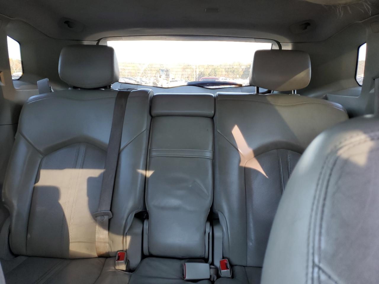 2014 Cadillac Srx Luxury Collection VIN: 3GYFNBE38ES585978 Lot: 92168115