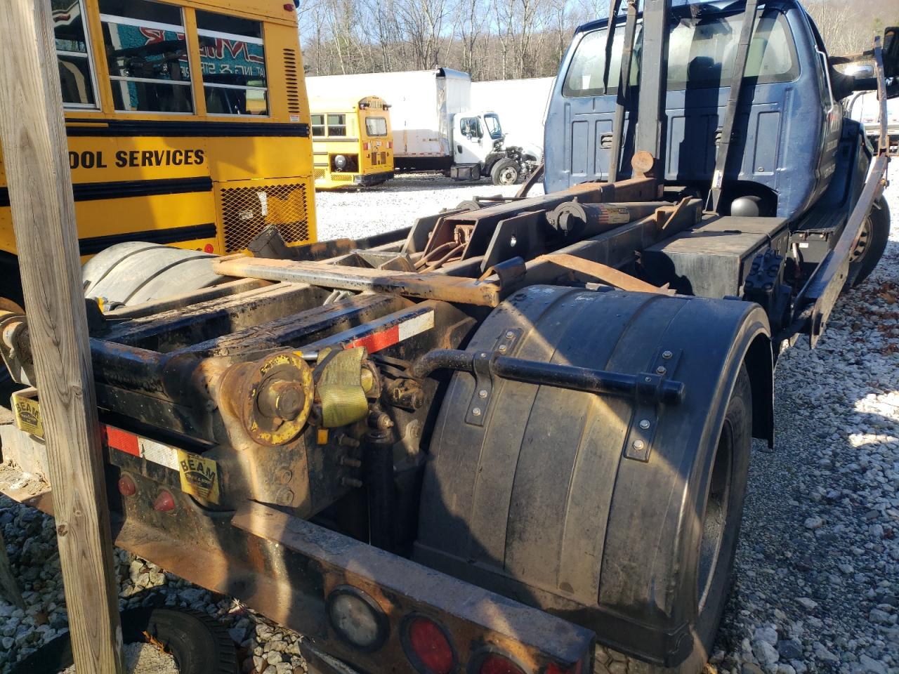 2022 Ford F750 Super Duty Roll-Off Container Truck VIN: 1FDWF7DXXNDF00526 Lot: 93026585