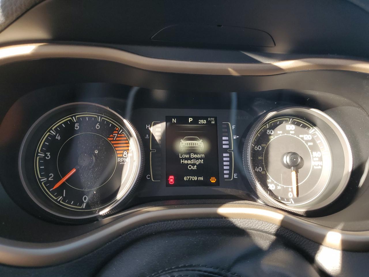 2016 Jeep Cherokee Latitude VIN: 1C4PJLCS4GW363435 Lot: 93747005