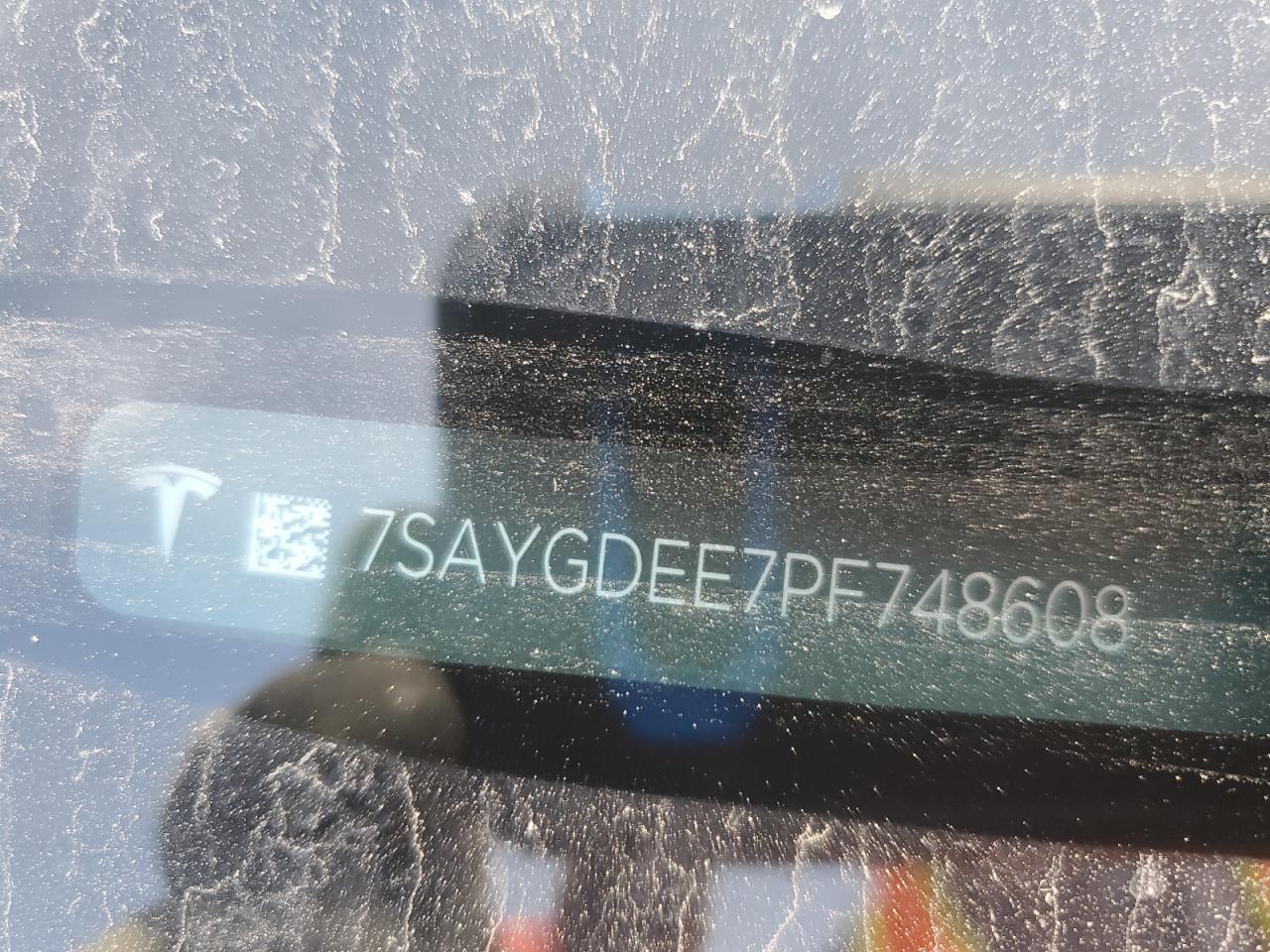 2023 Tesla Model Y VIN: 7SAYGDEE7PF748608 Lot: 90137635