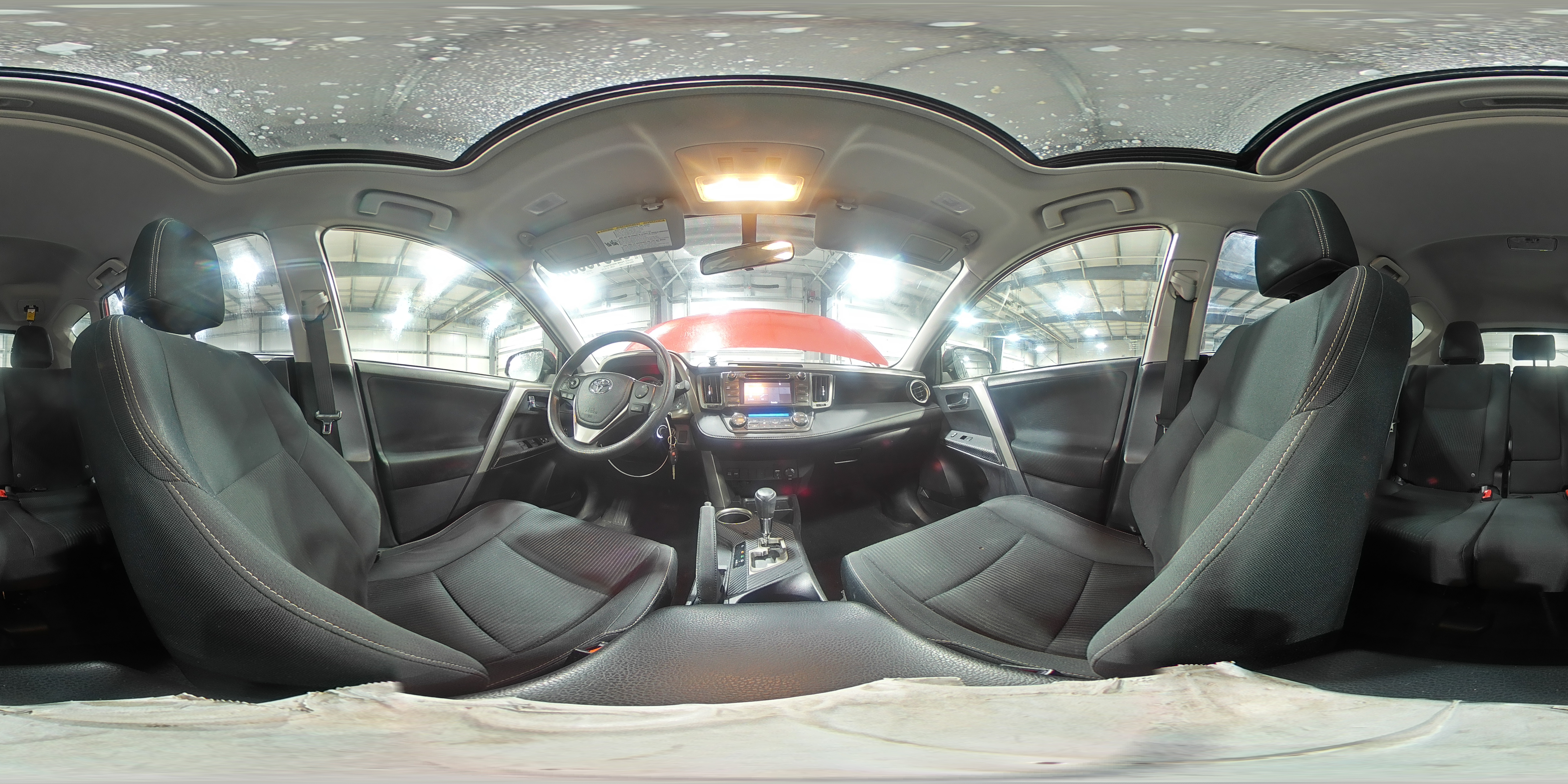 2015 Toyota Rav4 Xle VIN: JTMRFREVXFD151198 Lot: 92318605