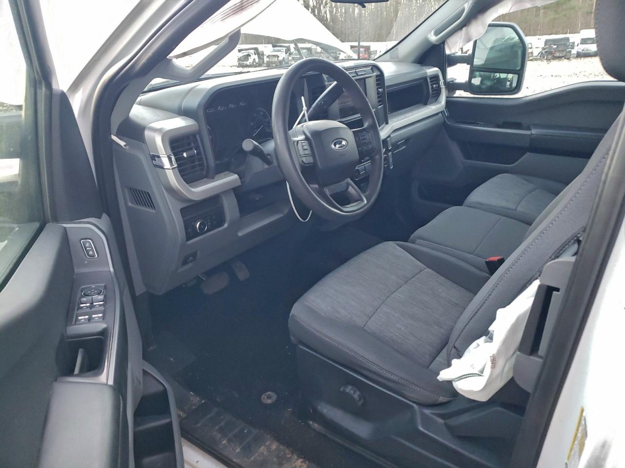 2023 Ford F350 Super Duty VIN: 1FT8X3BN3PEC64562 Lot: 93917215