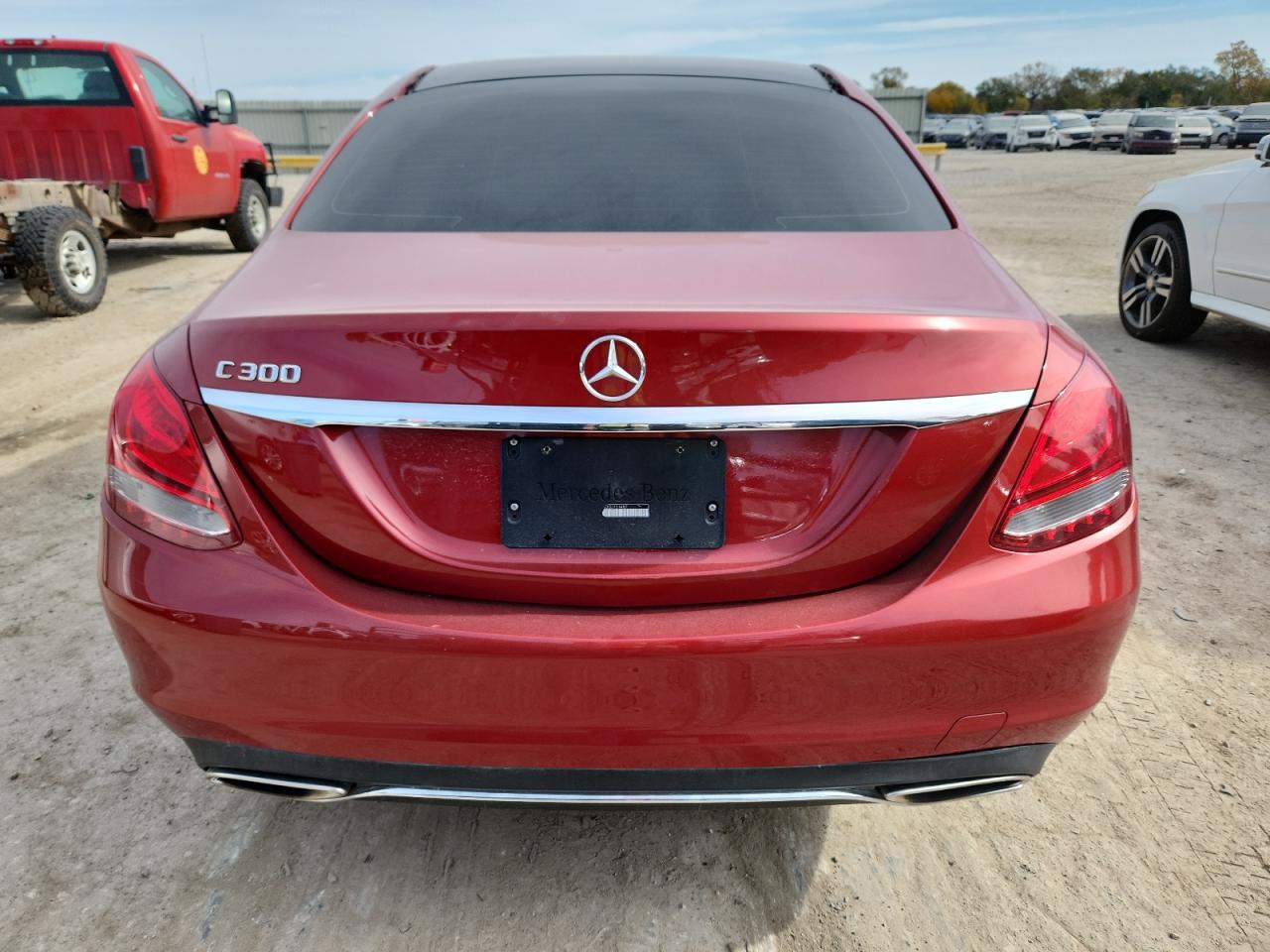 2016 Mercedes-Benz C 300 VIN: 55SWF4JB3GU151487 Lot: 90839405