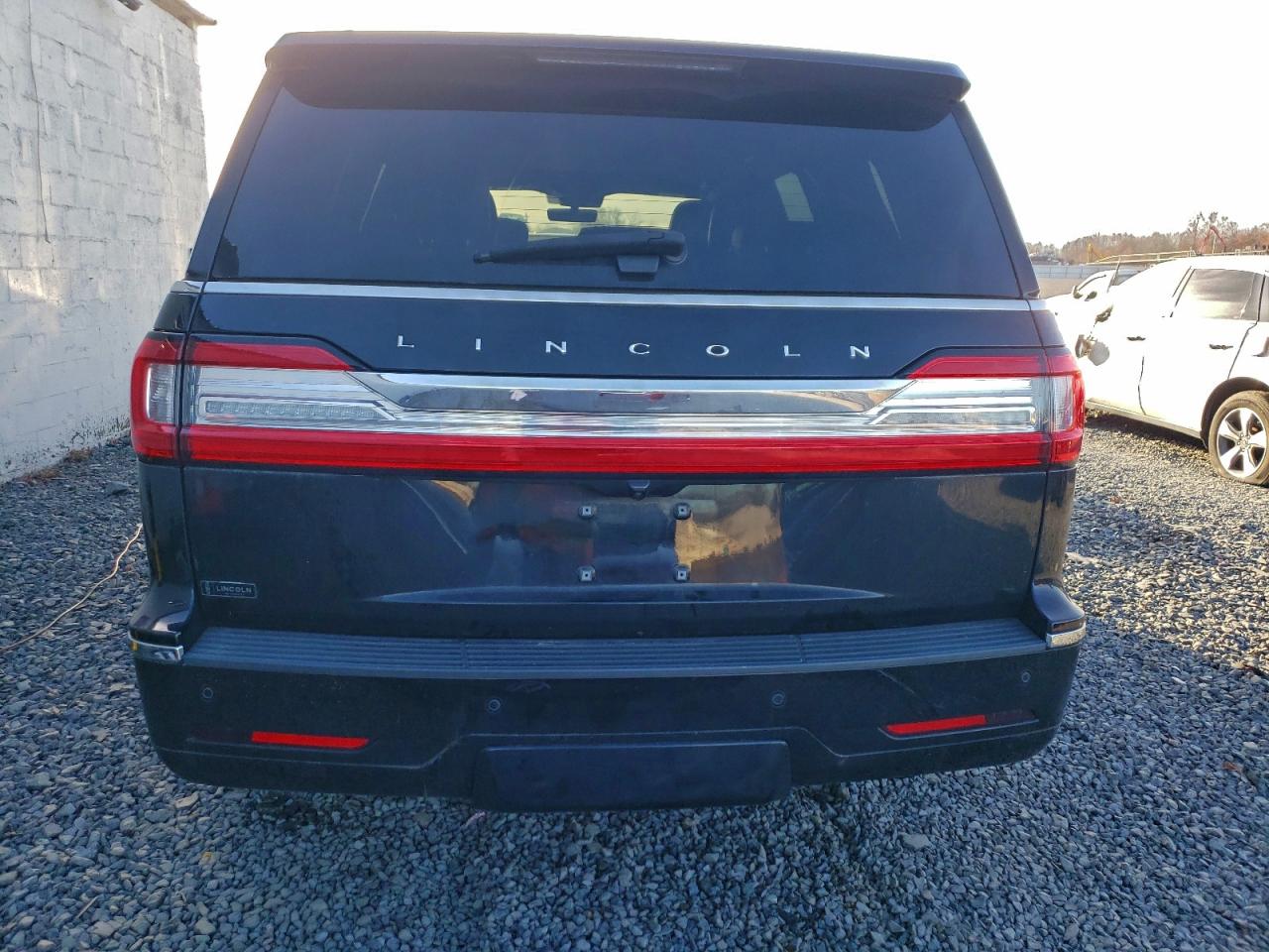 2018 Lincoln Navigator Reserve VIN: 5LMJJ2LT2JEL11574 Lot: 93944585
