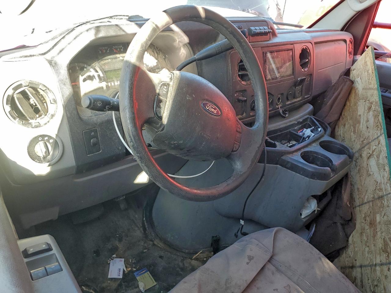 2016 Ford Econoline E450 Super Duty Cutaway Van VIN: 1FDXE4FS4GDC06369 Lot: 94147575