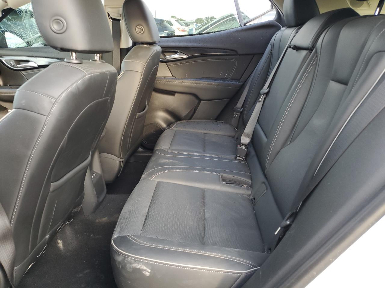 2021 Buick Envision Essence VIN: LRBFZNR48MD057269 Lot: 91303285