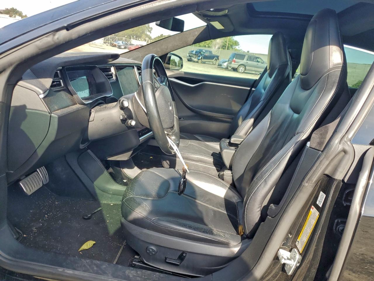 2014 Tesla Model S VIN: 5YJSA1H11EFP49505 Lot: 93864535