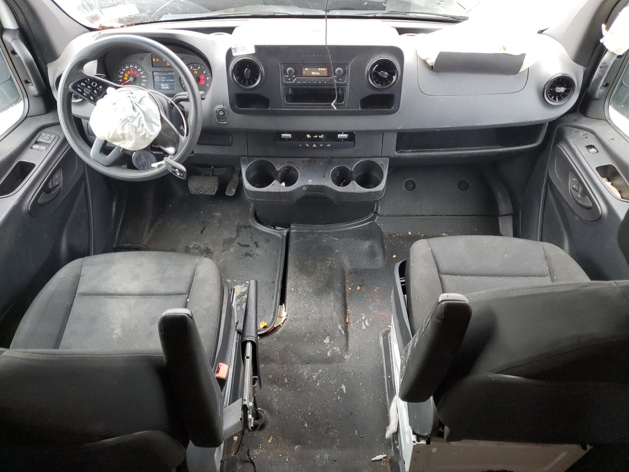 2021 Mercedes Benz Sprinter 2500 Delivery Van VIN: W1W40CHY6MT051492 Lot: 92644815