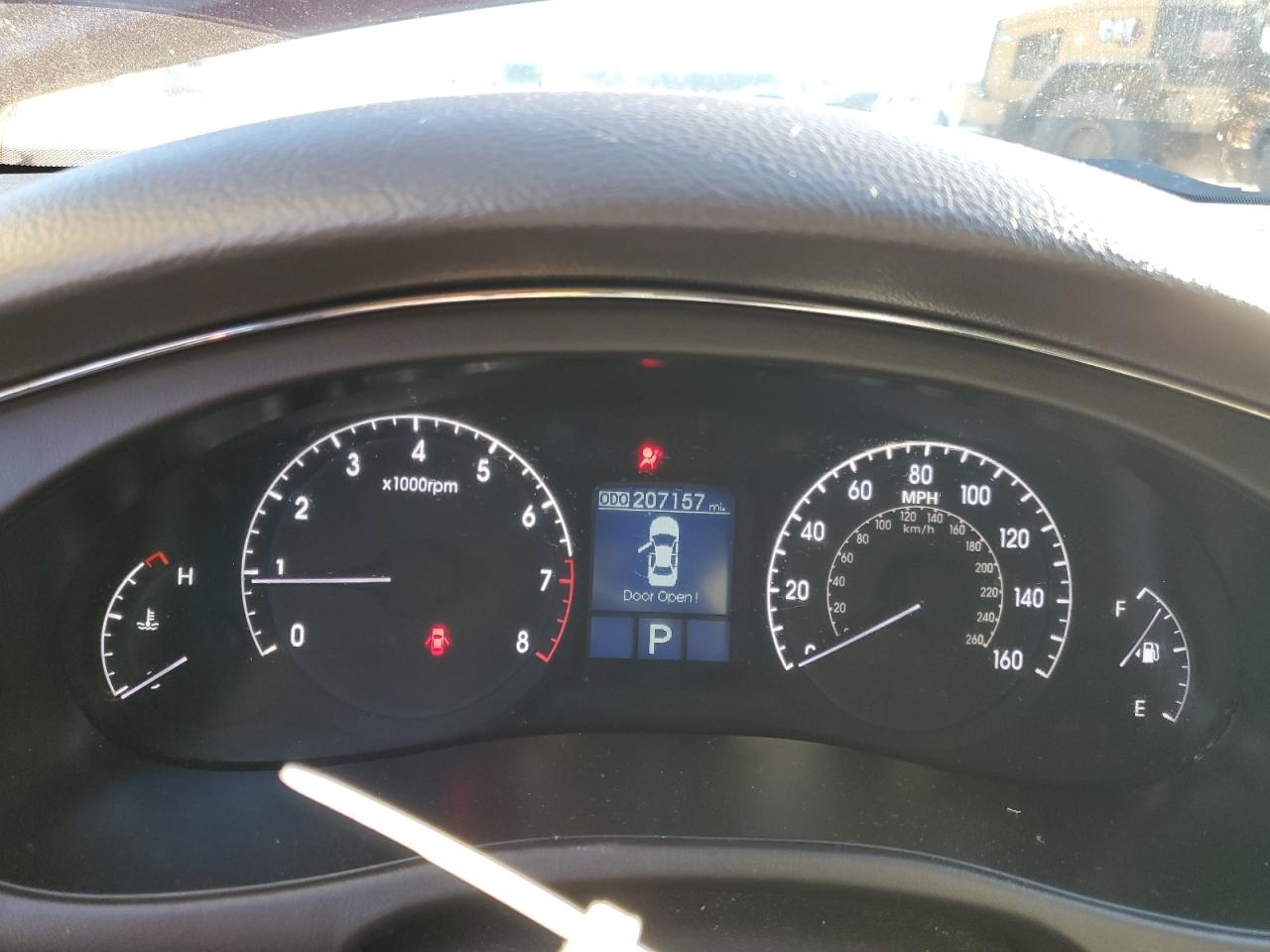 2011 Hyundai Genesis 4.6L VIN: KMHGC4DF3BU139445 Lot: 92187135