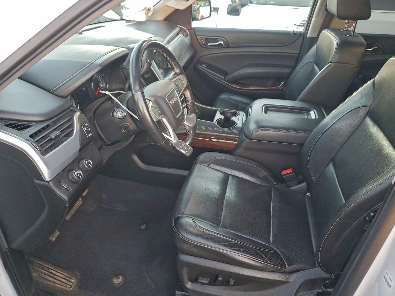 2019 GMC Yukon Xl K1500 Slt VIN: 1GKS2GKC3KR181732 Lot: 93709705